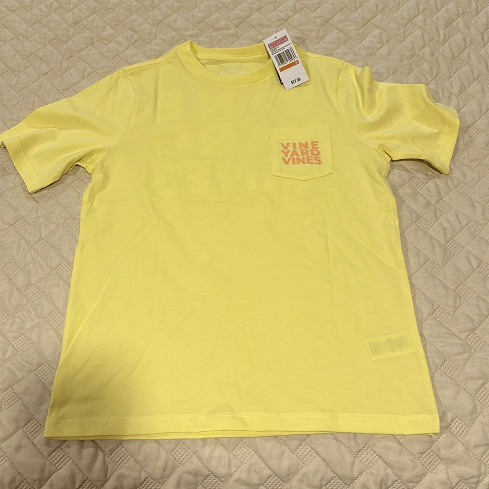Vineyard Vines T-shirt